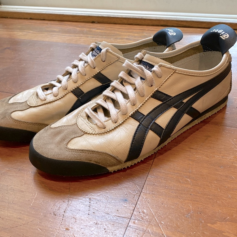 Onisuka Tiger size 12 cream and navy
